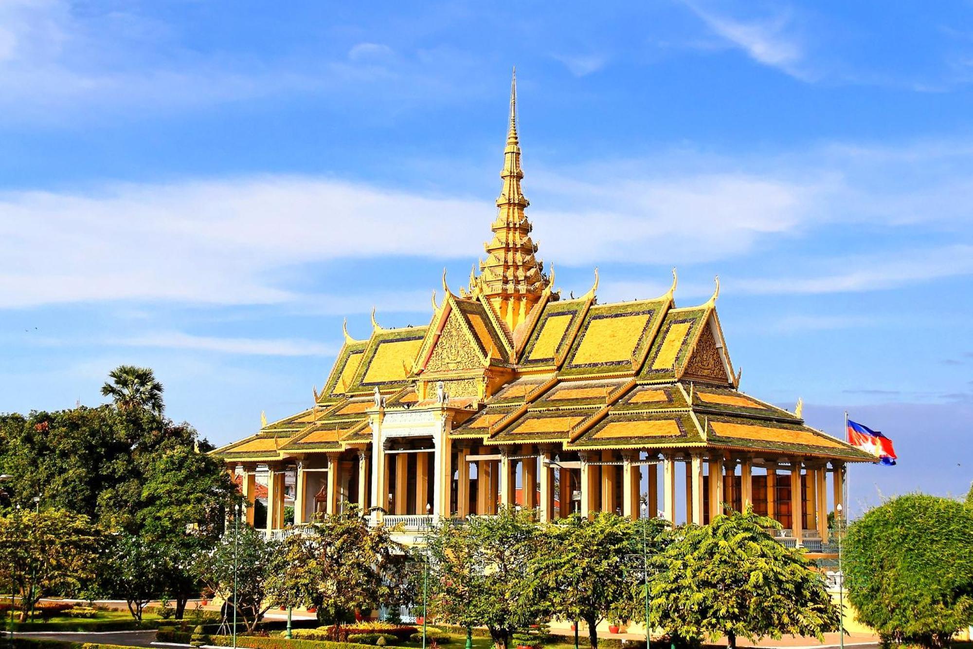 Sky Apartments Riverside - 50M To Royal Palace Phnom Penh Exterior foto