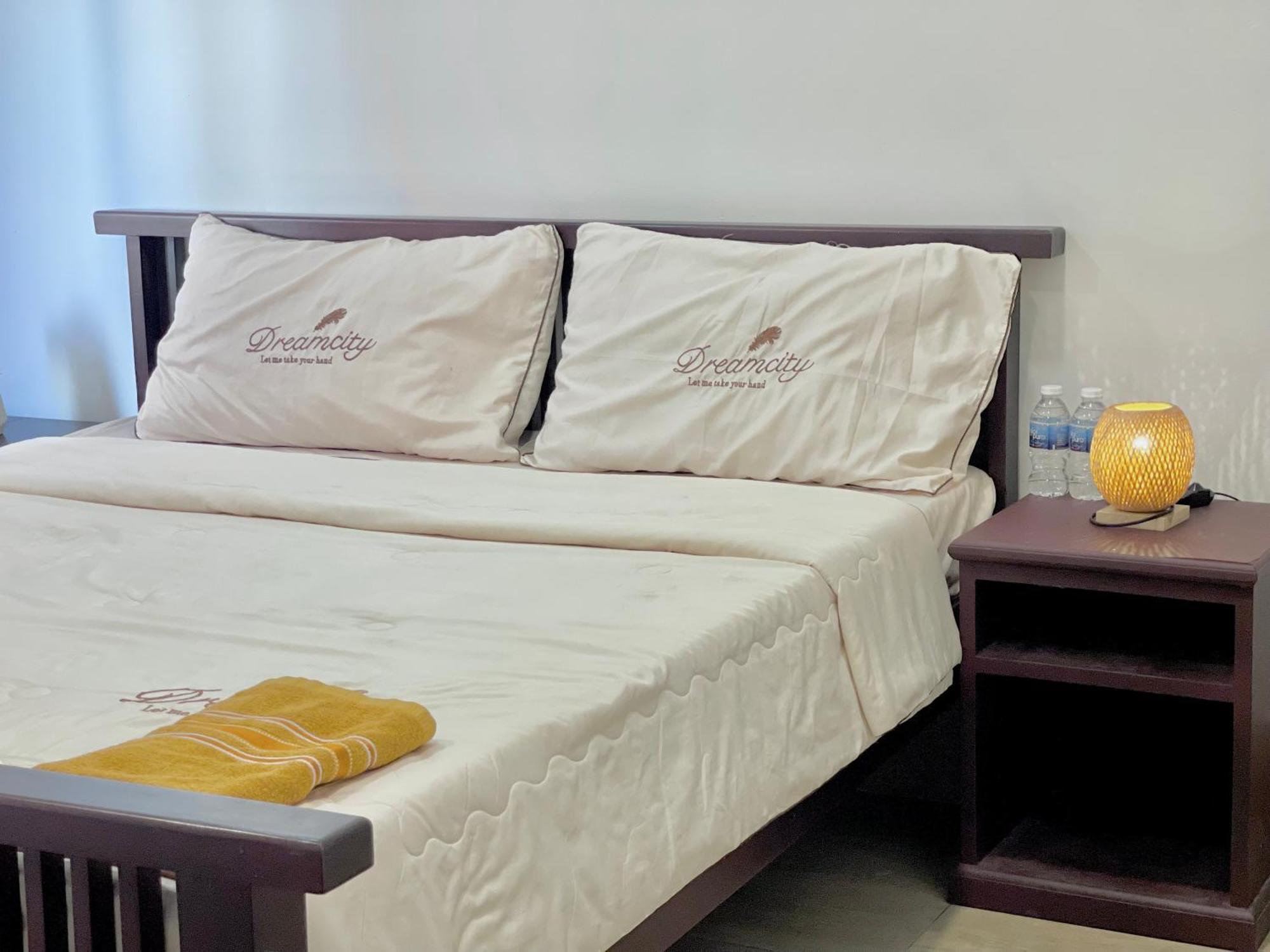 Sky Apartments Riverside - 50M To Royal Palace Phnom Penh Exterior foto