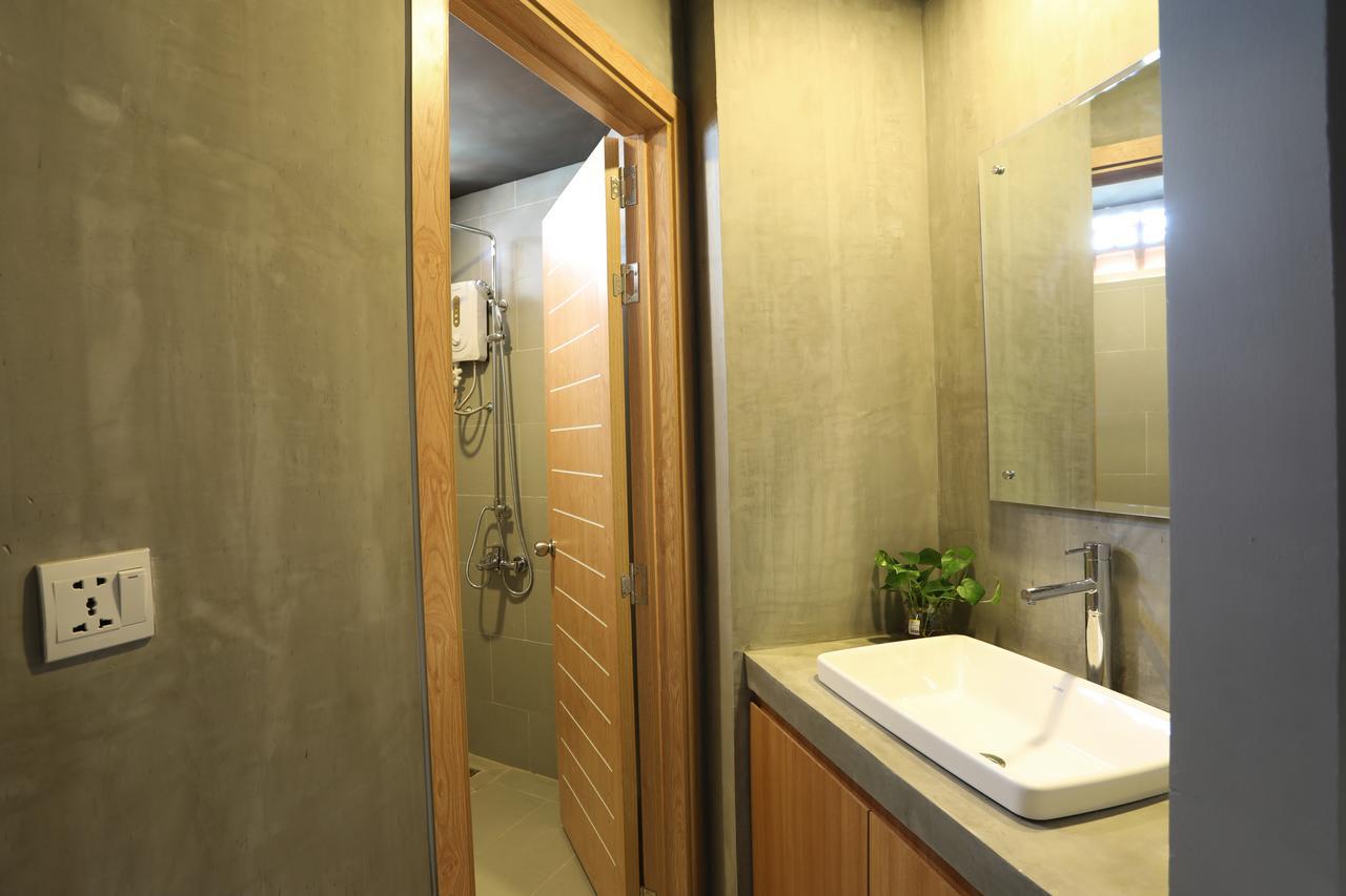 Sky Apartments Riverside - 50M To Royal Palace Phnom Penh Exterior foto